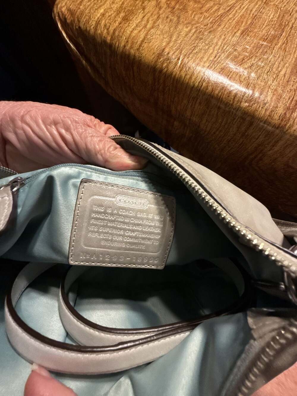 Coach - Picture 3 of 4